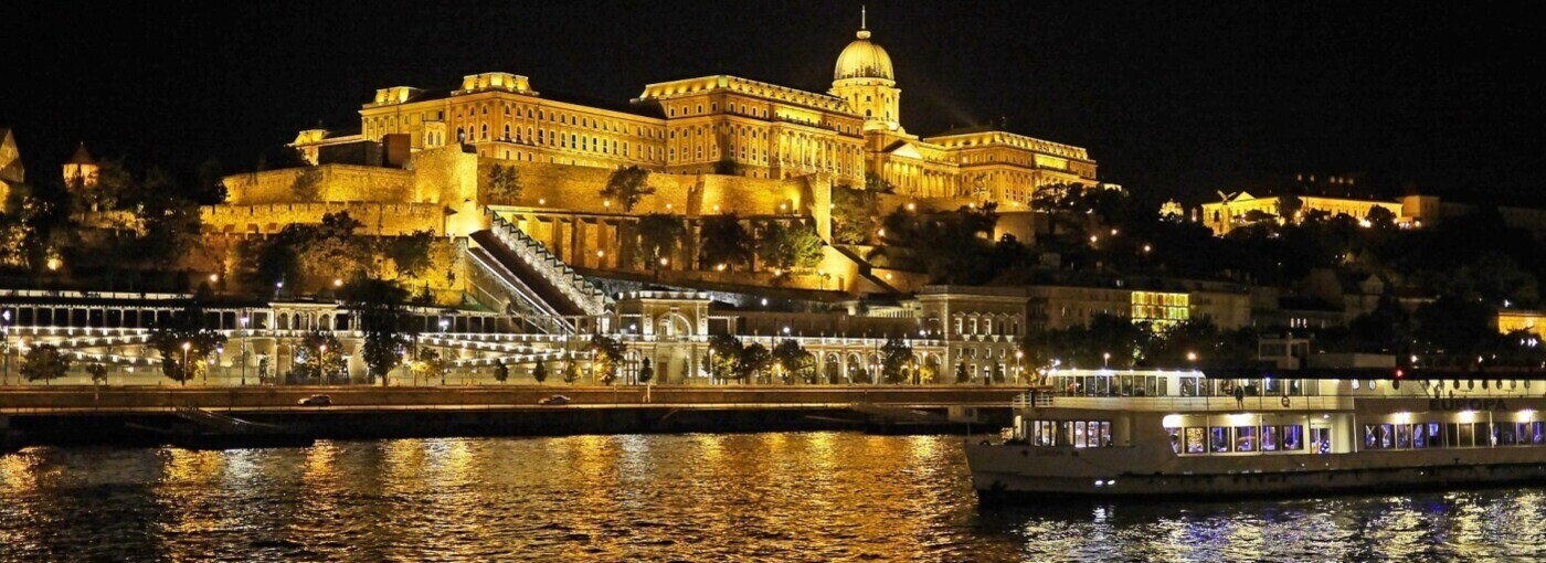 Fill 1400x510 budapest notte testata