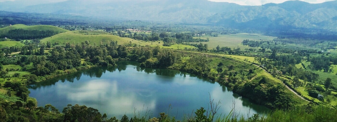Fill 1400x510 uganda